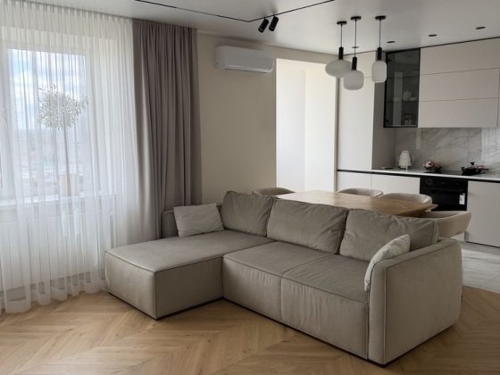 Продам дизайнерскую 3х комнатную квартиру Черкаси