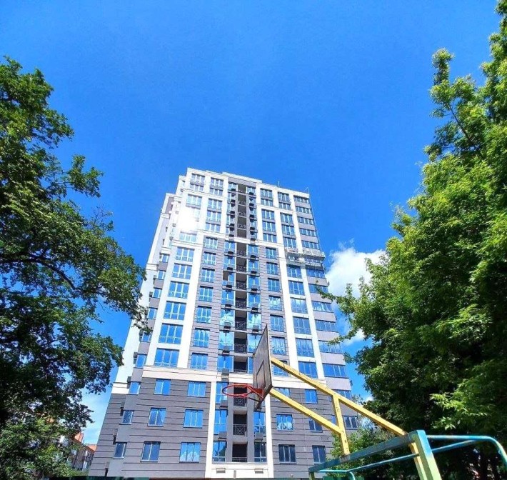 Терміновий продаж 1 кімнатної квартири в центрі міста - фото 1