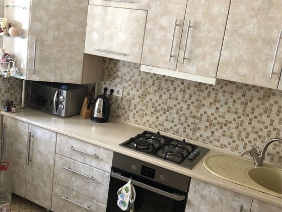 Продається 2 х квартира/в центрі, газ/ з видом на замок Ужгород