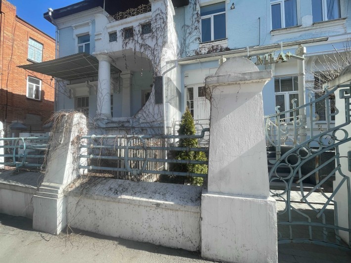 Продаж унікальної квартири в самому центрі міста - фото 1