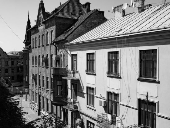 2х кім. люкс в румунський дім вул. Сіді Таль в Чернівцях біля театру Черновцы