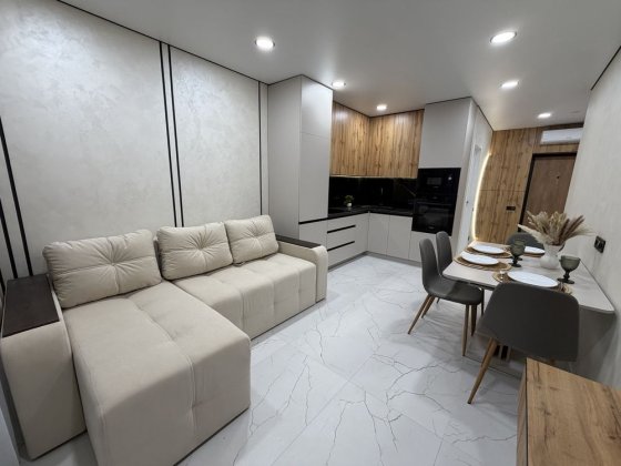 Ік  8 поверх 44м2 Буд 10.4 Власник без % З якісним ремонтом.