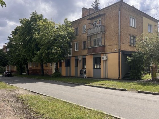 Продам 2-х кімнатну кв. в центрі міста вул. Коцюбинського Чернігів