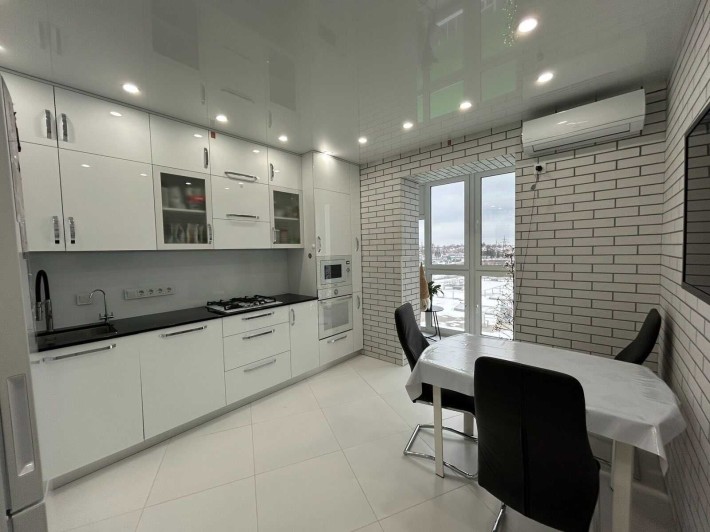 Продається 1 кімнатна квартира на Барському шосе - фото 1