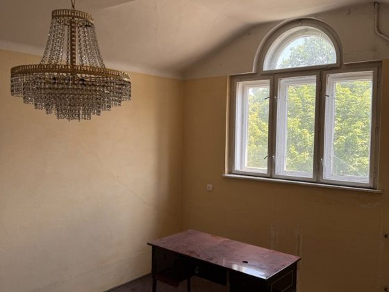 Продається нежитлове приміщення. Центр. Вул. Крилова Ужгород