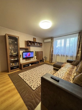 Продаж двокімнатної квартири - фото 1