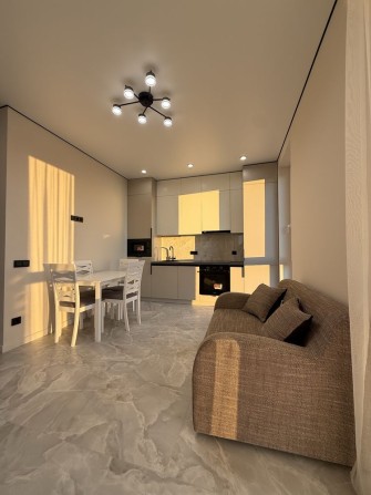 Продаж 1,5 кімнатної квартири з чудовим краєвидом - фото 1