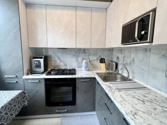 Продаж 2к квартири  з ремонтом. Просп. Науки Голосіївський район