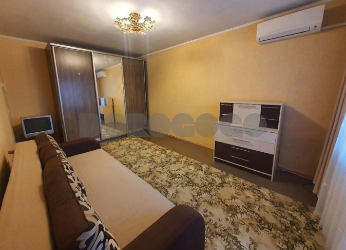 Продаж 1 кім кв Ревуцького метро Харківська - фото 1