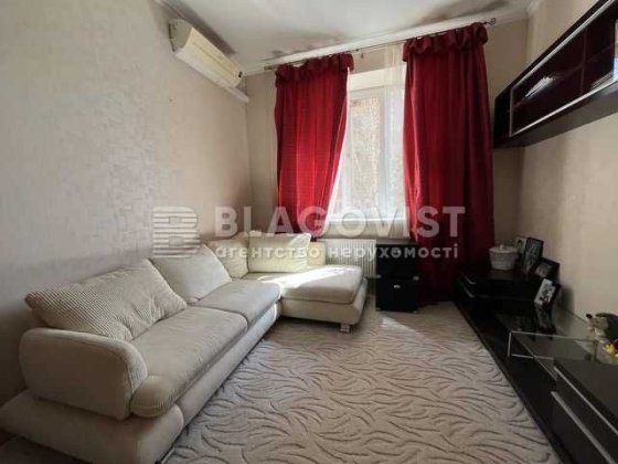 Продаж 3-к, простора квартира 110м2, з ремонтом, Коновальця, ЖК Митець Київ