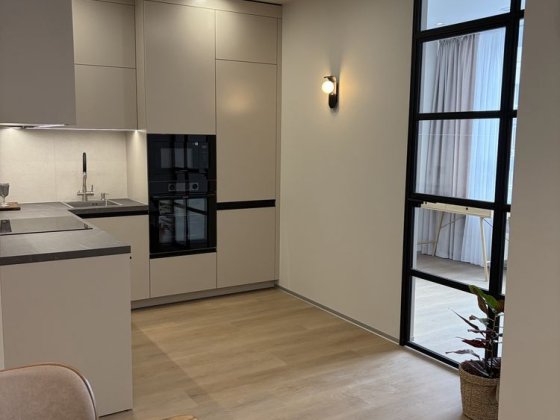 Сучасна 3-а квартира в центрі міста. Новобуд. Черкассы