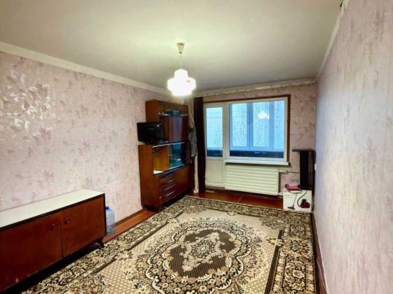 Продам 1-кімнатну квартиру  біля 12 школи! Чернигов