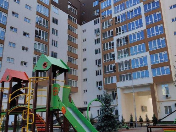 (7) Продам 3-ох кімнатну квартиру на Вишеньці 8813 Винница