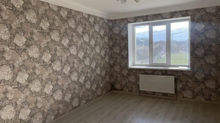 Продам квартиру з індивідуальним опаленням - фото 1