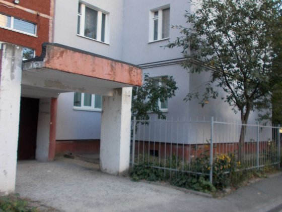 Продам 4-х кімнатну кв-ру 84 м2 на 2\9 поверху, серії ЧН пр-т Перемоги м Чернігів Чернігів