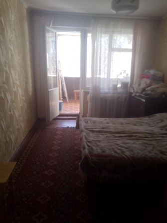 Продається трьох кімнатна квартира - фото 1