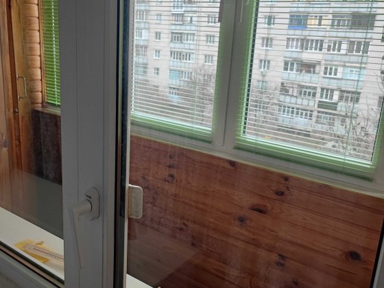 Продам трикімнатну квартиру, р-н Ст. Подусівки Чернигов