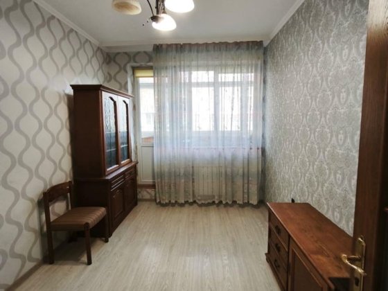 Продам 3-кімнатну квартиру по вул. Климпуша р-н. Боздош Ужгород