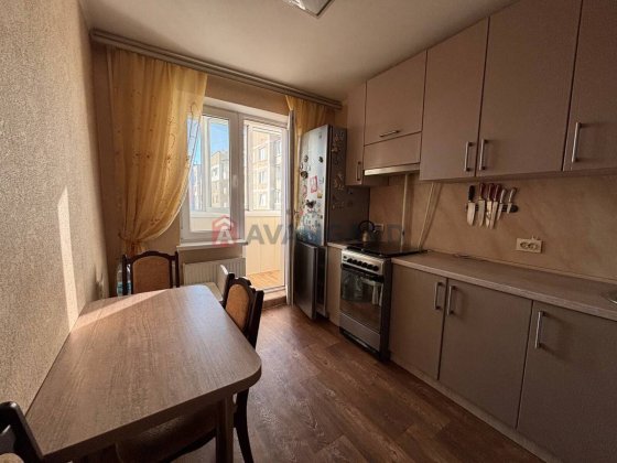 Гаряча пропозиція 3-к з ремонтом біля м-н «Делікат» ПЗР Черкаси