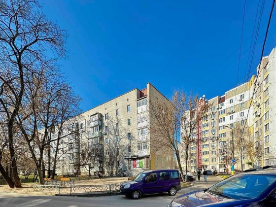 2-х кімнатна квартира з ремонтом (4/5 цегла) !!! Чернігів