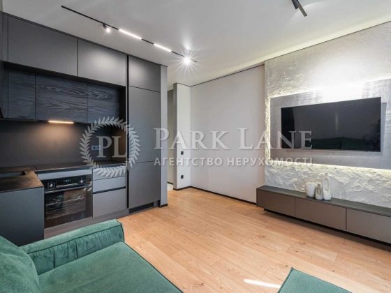 Продам 1-к 50м2  Центр  ЖК Шевченковский ул.Золотоустовская 25