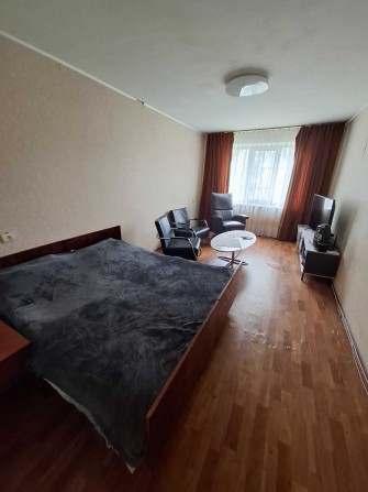 Продаж р-н Л.Лук'яненко 2-х кім.кв-ра вул. Космонавтів. - фото 1