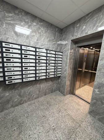 Однокімнатна супер ціна 8й поверх 43м2 - фото 1