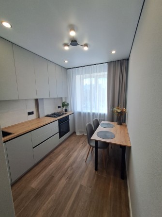 Продам 2 кім квартиру, Центр міста, новий євроремонт! - фото 1