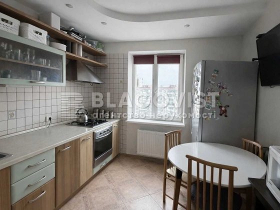 Продаж 3-х кімн кв-ри 71м2 проспект Червоної Калини 7А ТЦ Sky Mall Шухевича, Закревського, Бальзака Київ