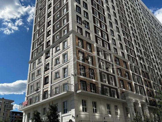 Продаж квартири, вул. Максимовича Михайла, ЖК Нова Англія Киев
