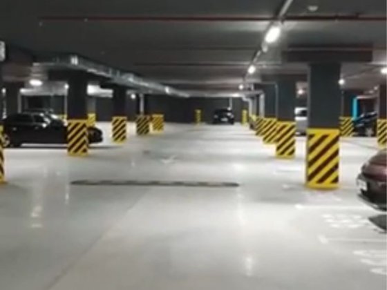 8 секція! Паркінг, паркомісце, гараж Family Plaza | оренда