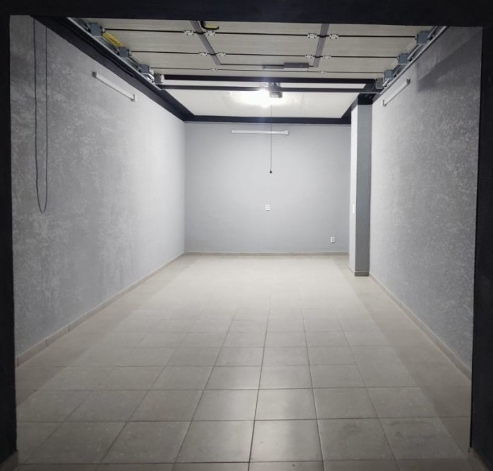 Гараж Оренда ЖК КНЯГИНИН+WC - фото 1