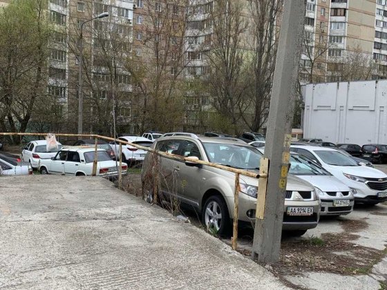 Сдам в оренду паркомісце м.Академмістечко ( біля Новусу)