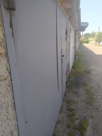 Продам цегляний гараж в кооперативі (центр Борисполя) - фото 1