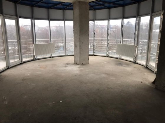 Продаж 3 кімнатної новобудови в центрі Чернівців Черновцы