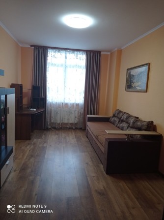 Продам 2-х кімнатну квартиру на вул. Воскресенська 14-Б - фото 1