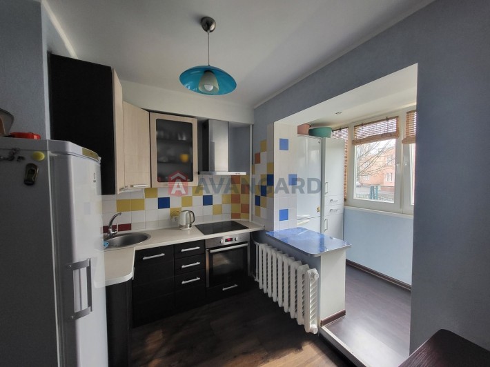 Затишна 2-кім квартира з меблями і технікою, ПЗР - фото 1