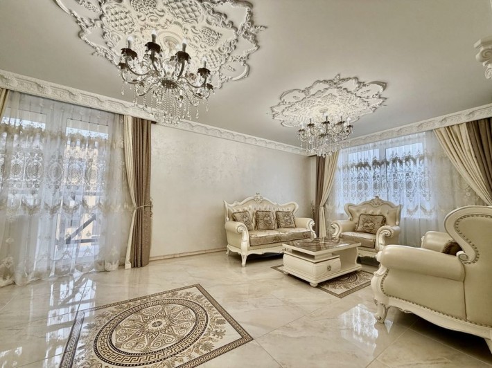 Продам VIP-пентхаус в елітному районі - фото 1