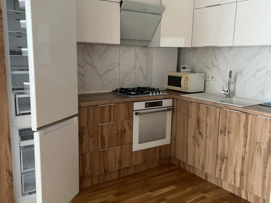 Продаж панорамноі квартири, ЄОселя ,ЄВідновлення Ужгород