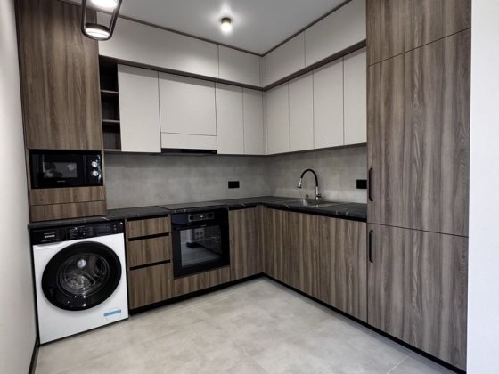 Продаж однокімнатної квартири в новобудові, новий ремонт , техніка Черкассы