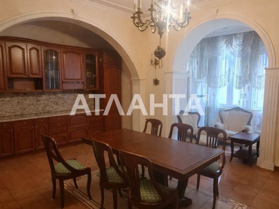 3 кім. квартира вул. Садова Черновцы