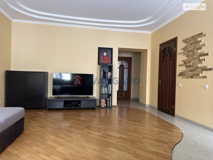 Ексклюзивна 2-к квартира в будинку котеджного типу - фото 1