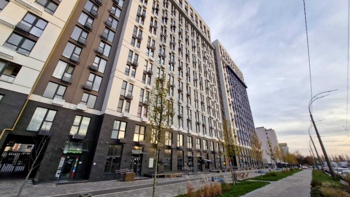 Продаж великої 3-кімн квартири, 90 кв, ЖК SKY AVENUE, Соломянський рн - фото 1