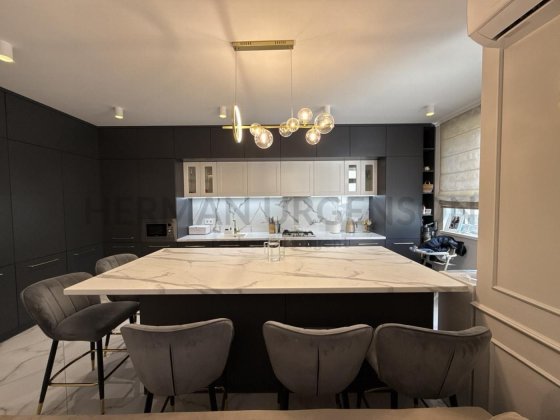 Продаж 3к квартири 110 м.кв / ЖК Bavaria, БАМ Ужгород