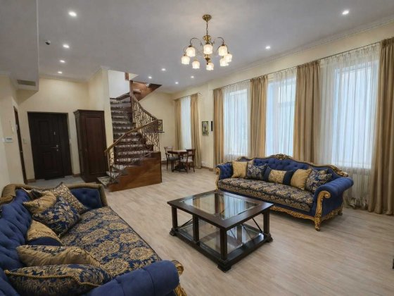 Продаж 5кім. квартира 320м2, тераса, центр Києва Киев