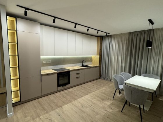 Продається 2- ух км квартира в новобудові (Можливо Є-оселя і т.д) Ужгород