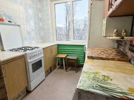 Продам 2 кімнатну квартиру в житловому стані! Чернігів
