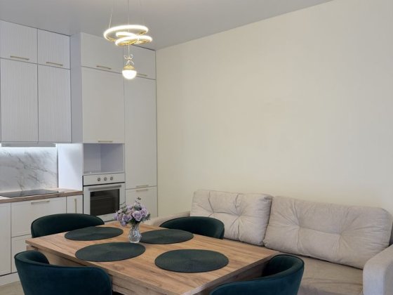 Продається Нова простора 1,5 кімнатна. ЖК Баварія Ужгород