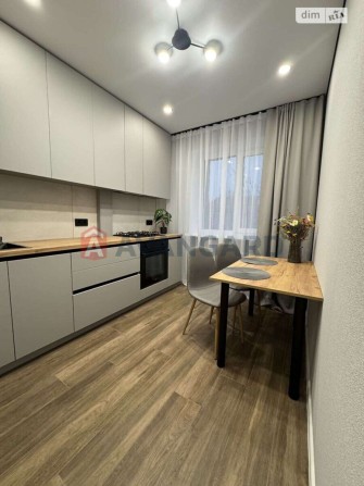 Продам 2-к Квартиру в Центрі Міста Ремонт,Меблі,Техніка. - фото 1