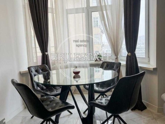 Продам 2-х кімнатну кв ЖК Династія Вокзальна Солом'янка